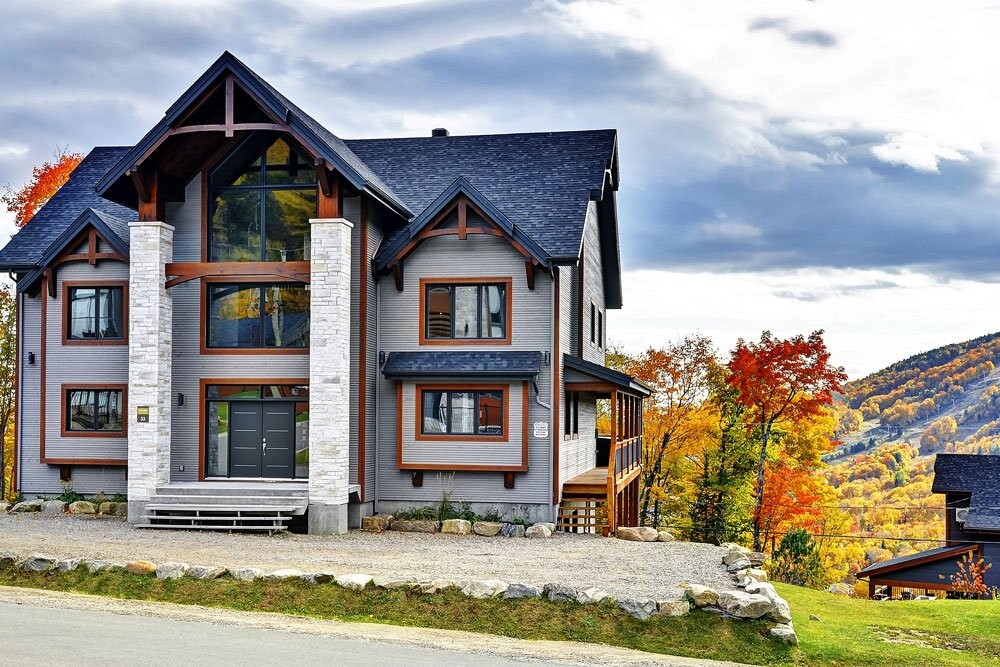Blanc-33, grand chalet de luxe à Stoneham