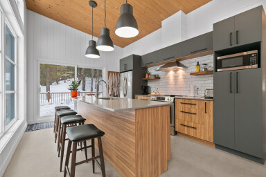 Canada, Intérieur, Design D'intérieur, Cuisine, Four À Micro-Ondes, Îlot De Cuisine, Réfrigérateur