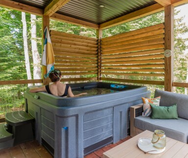 Canada, Hot Tub, Tub, Indoors, Interior Design, Bathing