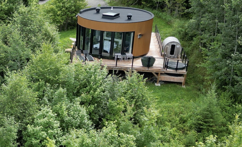 Nature,, Interior Design, Vegetation, Outdoors, Housing, Scenery, Woodland