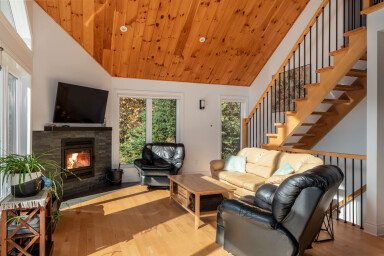 Québec, Indoors, Interior Design, Living Room, Wood, Hardwood, Fireplace