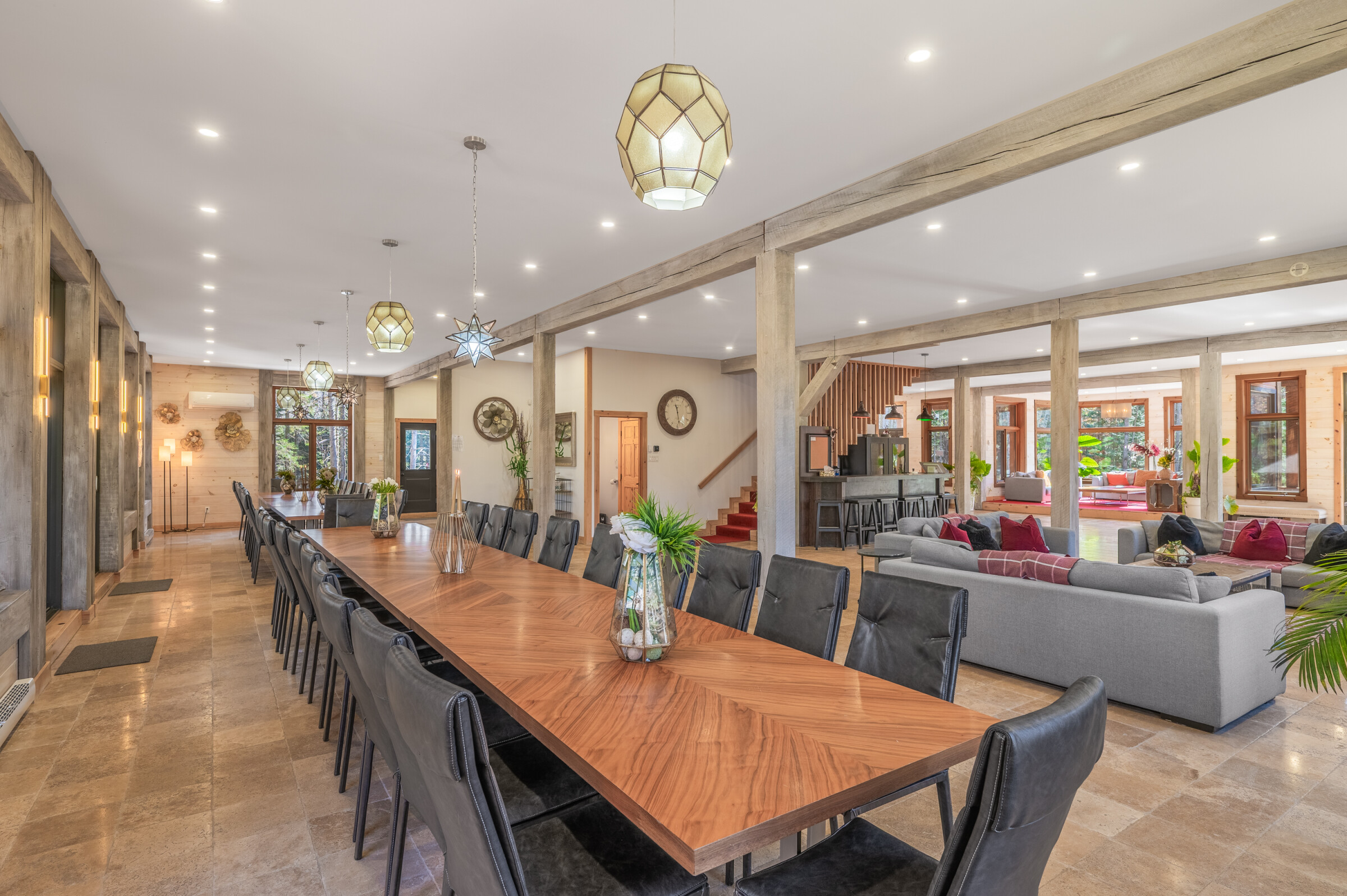 Grand chalet pour fête de famille au Québec