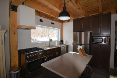 Québec, Intérieur, Design D'intérieur, Bois, Cuisine, Four À Micro-Ondes, Réfrigérateur