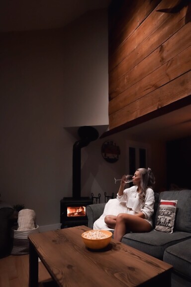 Canada, Person, Sitting, Alcohol, Beverage, Indoors, Interior Design