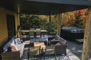 Cottage, Interior Design, Backyard, Porch, Chair, Tub, Table