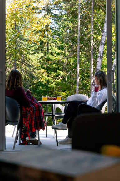 Canada, Restaurant, Cafeteria, Shoe, Adult, Person, Woman