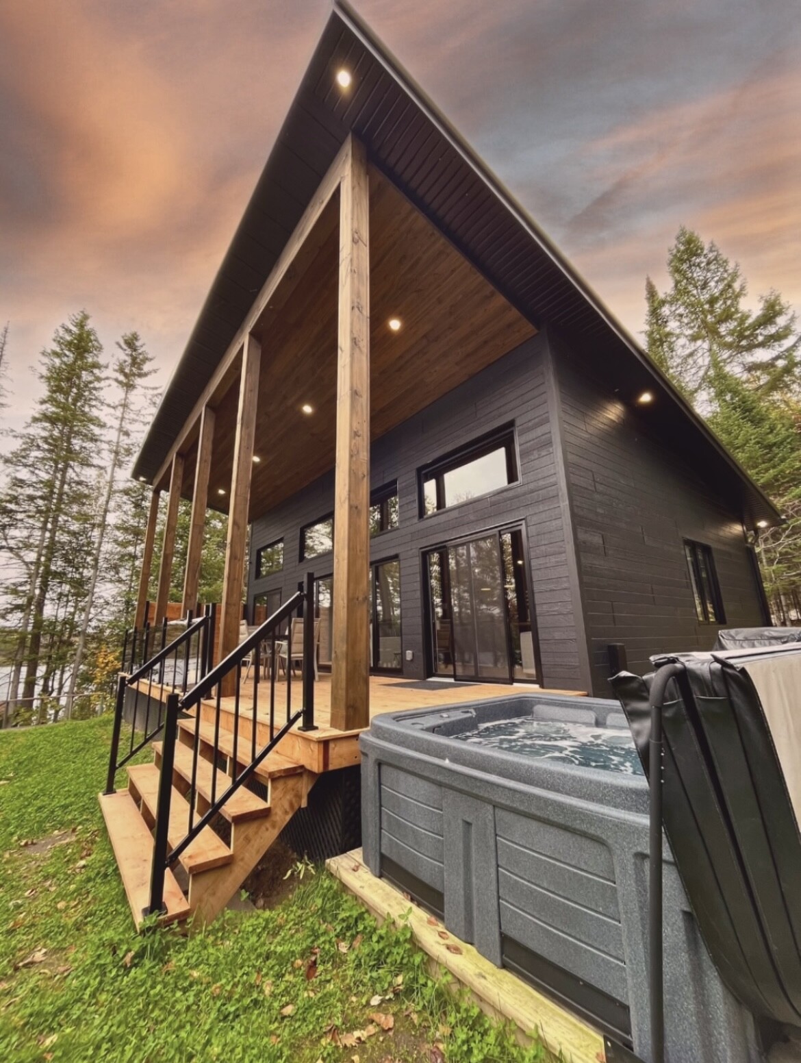 CHALET BLUE SEA | Luxueux chalet au bord du magnifique lac Blue Sea