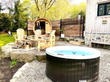 Québec, Tub, Hot Tub, Interior Design, Backyard, Outdoors, Wood