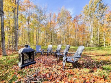 Québec, Autumn, Chair, Furniture, Nature, Outdoors, Scenery
