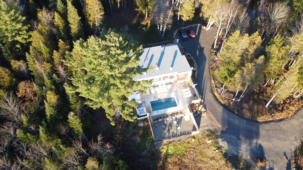 Nature,, Outdoors, Building, Vegetation, Woodland, Aerial View, Housing