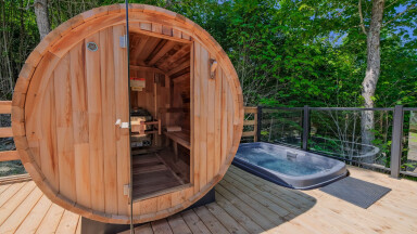 Canada, Interior Design, Wood, Tub, Hot Tub, Hardwood, Stained Wood