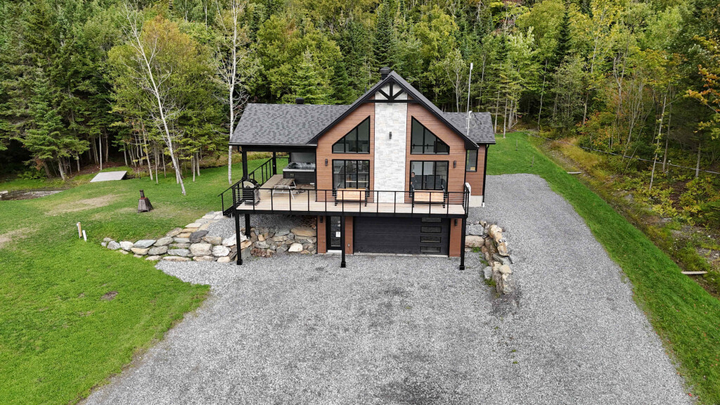 Nature,, Building, Housing, Outdoors, House, Aerial View, Driveway