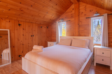 Cottage, Indoors, Interior Design, Wood, Hardwood, Wood Panels, Stained Wood
