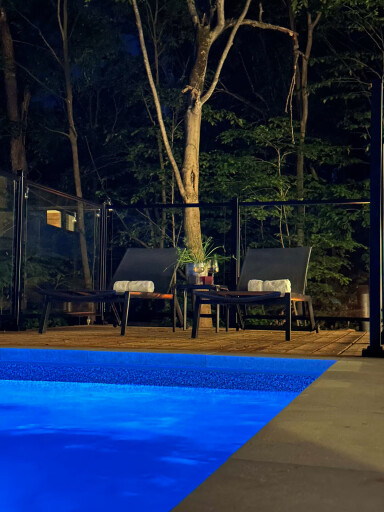 Canada, Hotel, Resort, Pool, Swimming Pool, Outdoors, Scenery