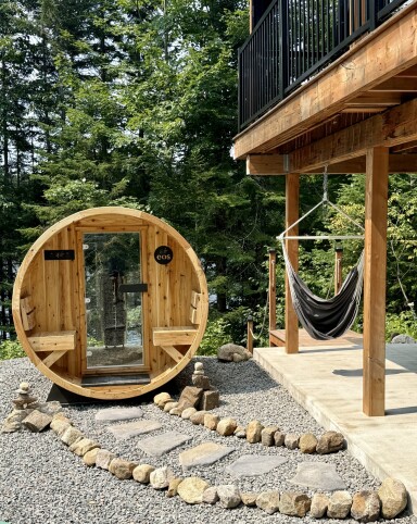 Québec, Interior Design, Wood, Housing, Porch, Furniture, Scenery
