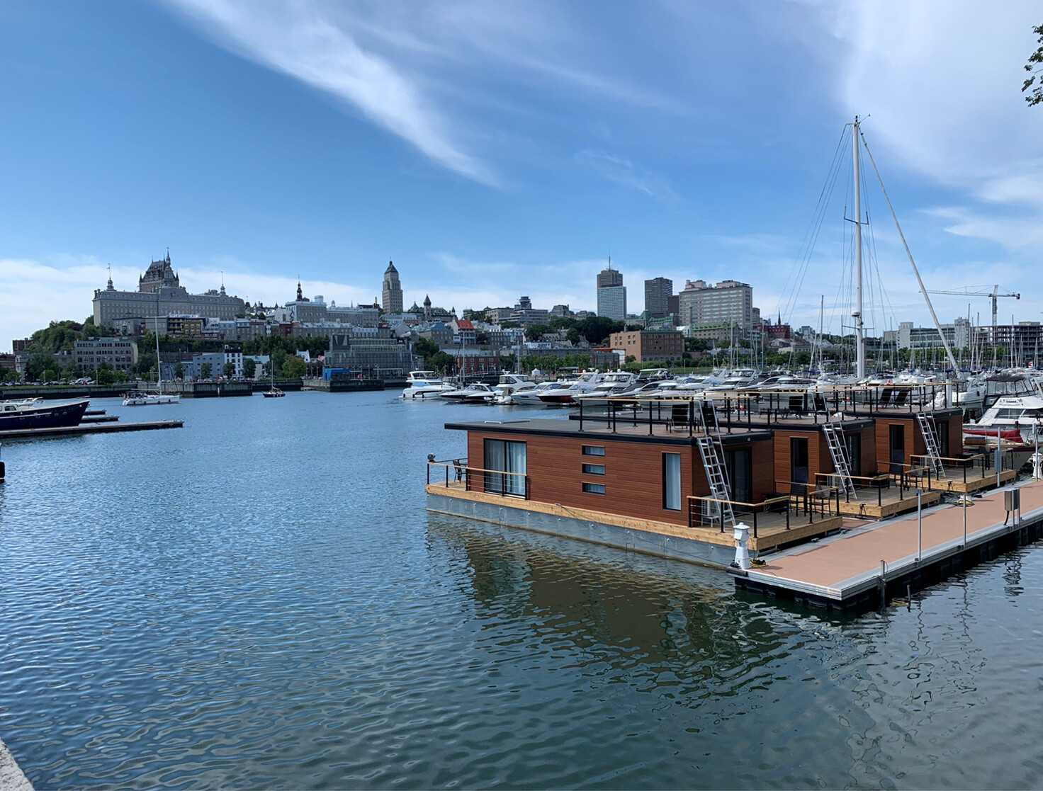 Marina du Port de Québec 1, hébergement flottant à Québec