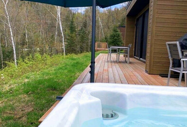 Québec, Baignoire, Bain À Remous, Design D'intérieur, Logement, Véranda, Terrasse