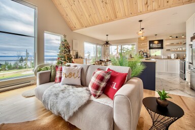 Chalet, Décoration D'intérieur, Décoration D'intérieur, Plante, Coussin, Salon, Table