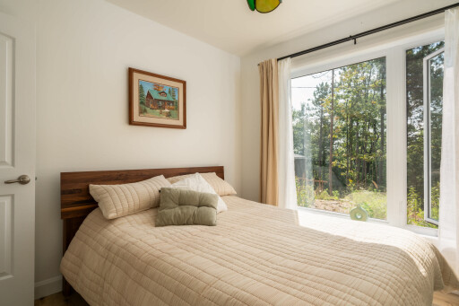 Chambre #1 au rez-de-chaussée