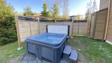 Québec, Baignoire, Bain À Remous, Design D'intérieur, Jardin, Cour, Portail