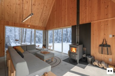 Québec, Indoors, Interior Design, Wood Panels, Fireplace, Handbag, Wood
