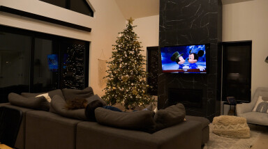 Chalet, Salon, Canapé, Écran, Matériel Informatique, Moniteur, Centre De Divertissement