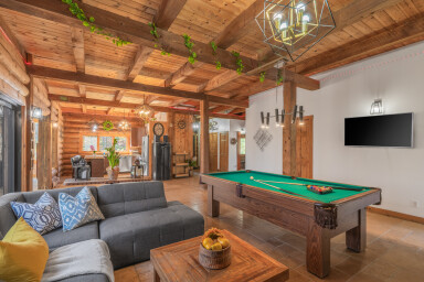 Canada, Furniture, Table, Indoors, Interior Design, Desk, Monitor