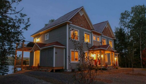 Cottage, Water, Waterfront, Outdoors, Scenery, Housing, House