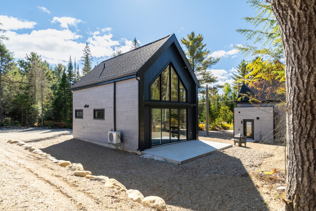 Nature,, Tree, Outdoors, Shelter, Gravel, Road, Housing