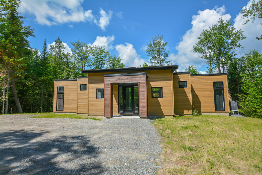Nature, Extérieur, Abri, Arbre, Design D'intérieur, Logement, Herbe
