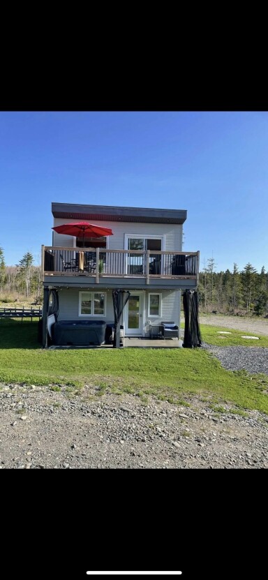 Canada, Interior Design, Housing, Villa, Shelter, Grass, Tree
