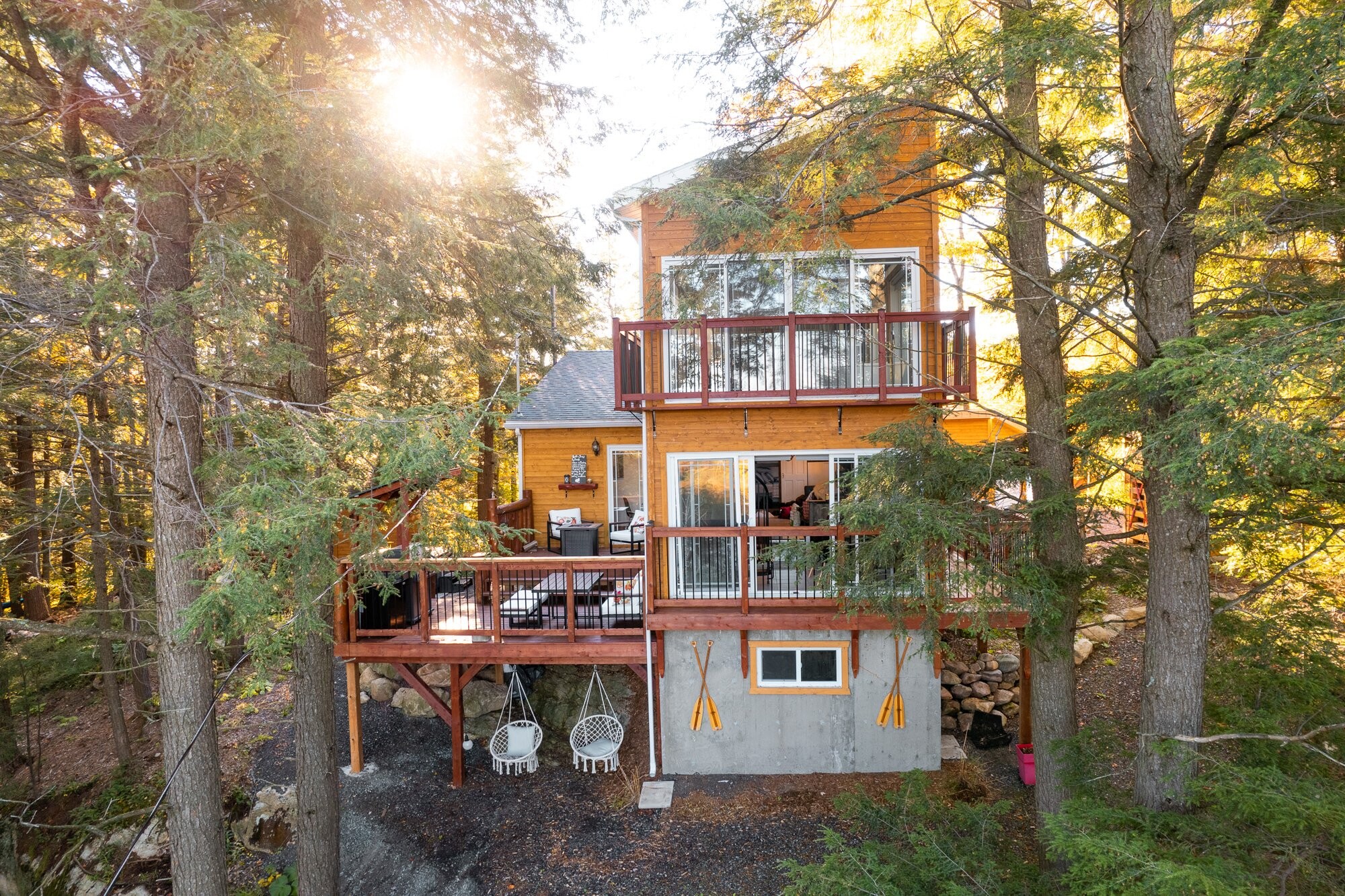 Chalet dans les arbres avec spa privé