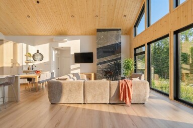 Chalet, Design D'intérieur, Décoration D'intérieur, Robinet D'évier, Lampe, Salon, Chaise