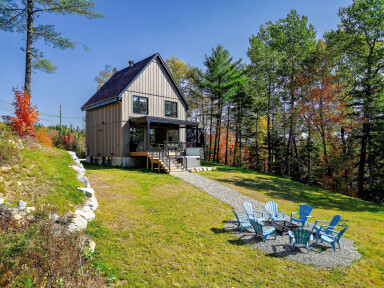 Québec, Outdoors, Scenery, Cottage, Grass, Shelter, Chair