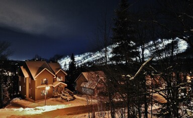 Québec, Shelter, Tree, Car, Fir, Hut, Housing
