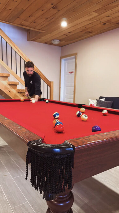 Canada, Table, Indoors, Adult, Male, Man, Person