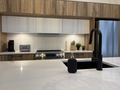 Cottage, Indoors, Interior Design, Sink, Sink Faucet, Kitchen