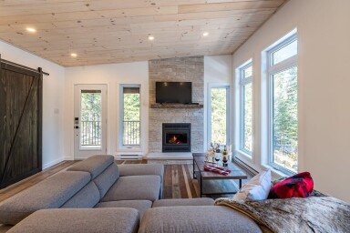 Cottage, Indoors, Interior Design, Home Decor, Fireplace