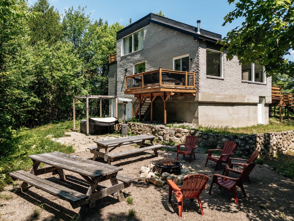 Nature,, Cottage, House, Housing, Backyard, Scenery, Chair