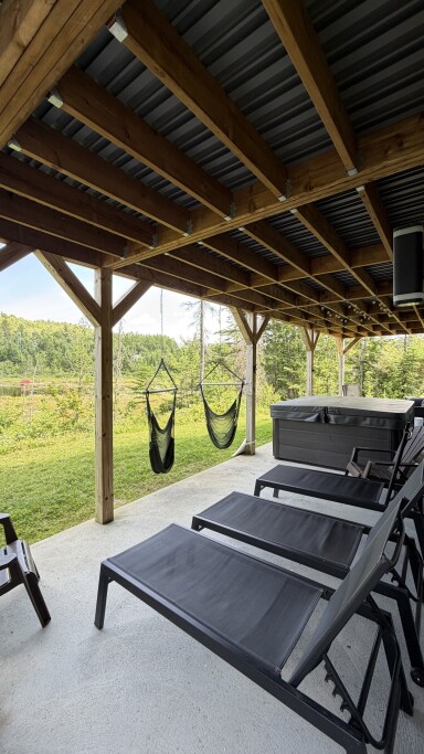 Cottage, Interior Design, Porch, Furniture, Wood, Patio, Speaker