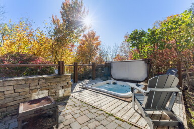 Nature,, Outdoors, Scenery, Tub, Backyard, Hot Tub, Walkway