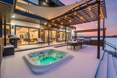 Canada, Tub, Hot Tub, Interior Design, Porch, Pool, Swimming Pool