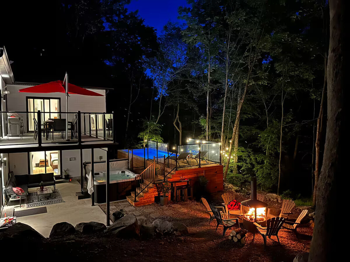 Le Must chalet avec spa et piscine Brownsburg-Chatham Laurentides