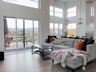 Québec, Décoration D'intérieur, Porte-Fenêtre, Fenêtre, Canapé, Meuble, Table